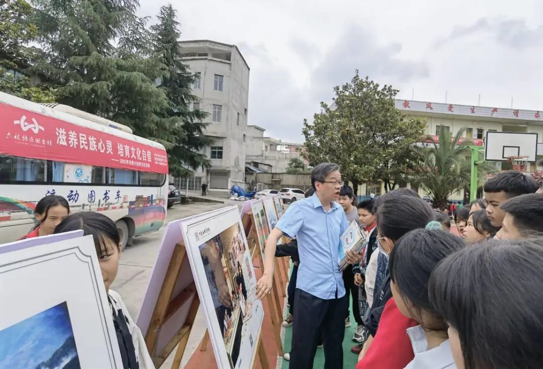 2 2.jpg?v=1762810342864