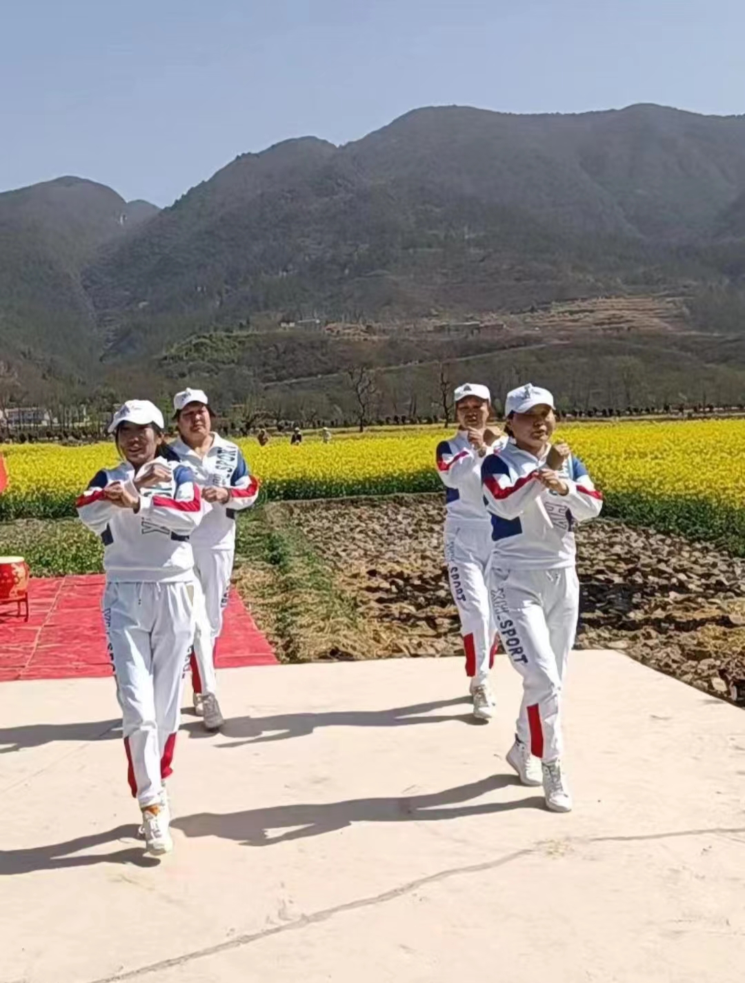 潮水1.jpg
