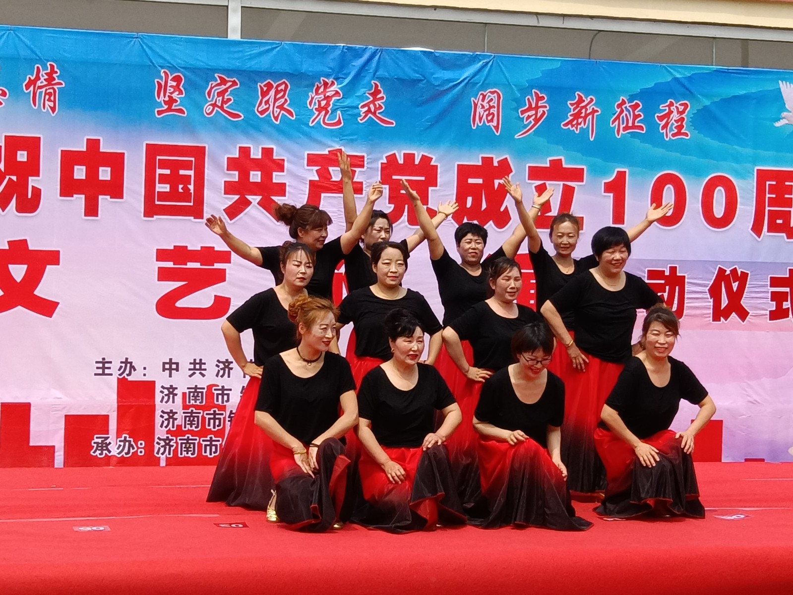 9c6f42a972f3364439343d6f2921cb7