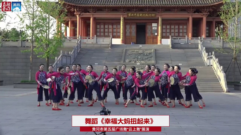 幸福大妈扭起来_副本 幸福大妈扭起来_副本.jpg