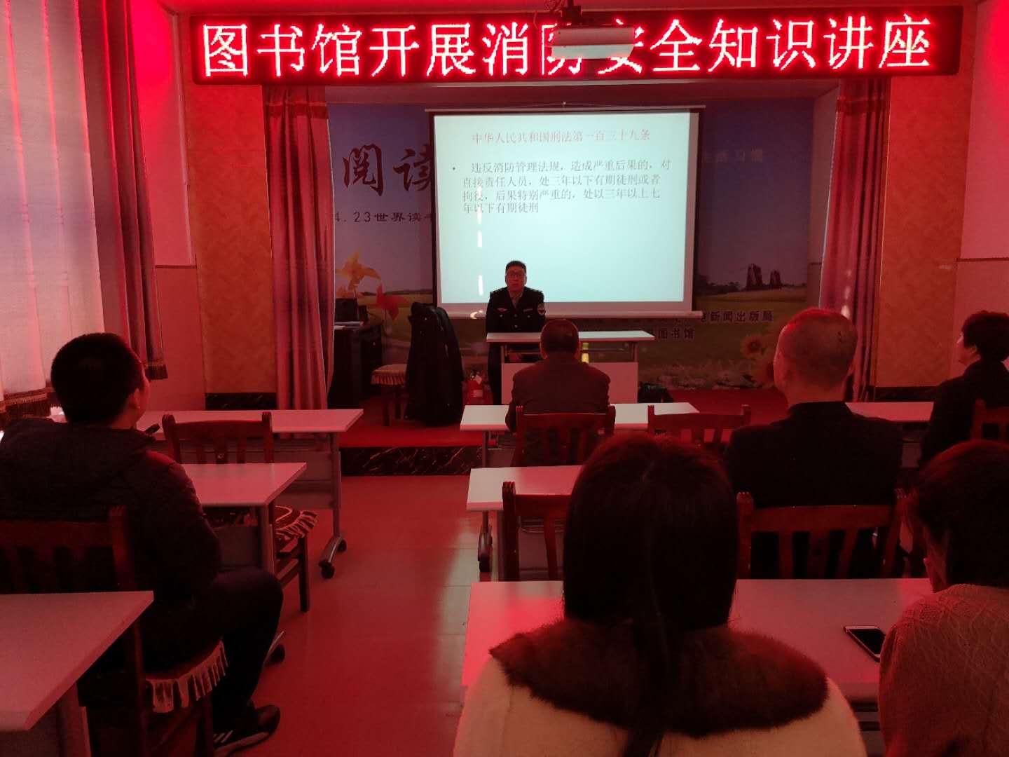 f093dc3aa18dd1332a6485ac6eee6b6