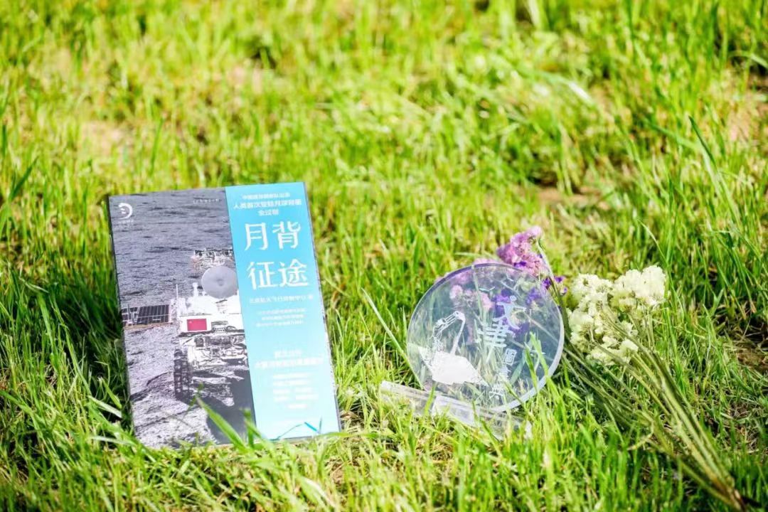 690491115 690491115.jpg