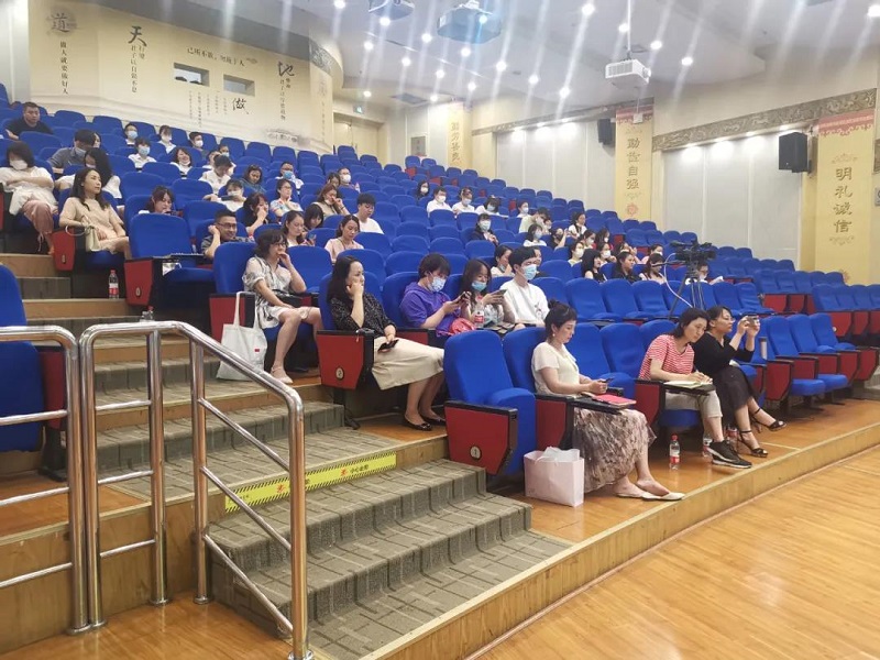 4 4.jpg?v=1765935026403