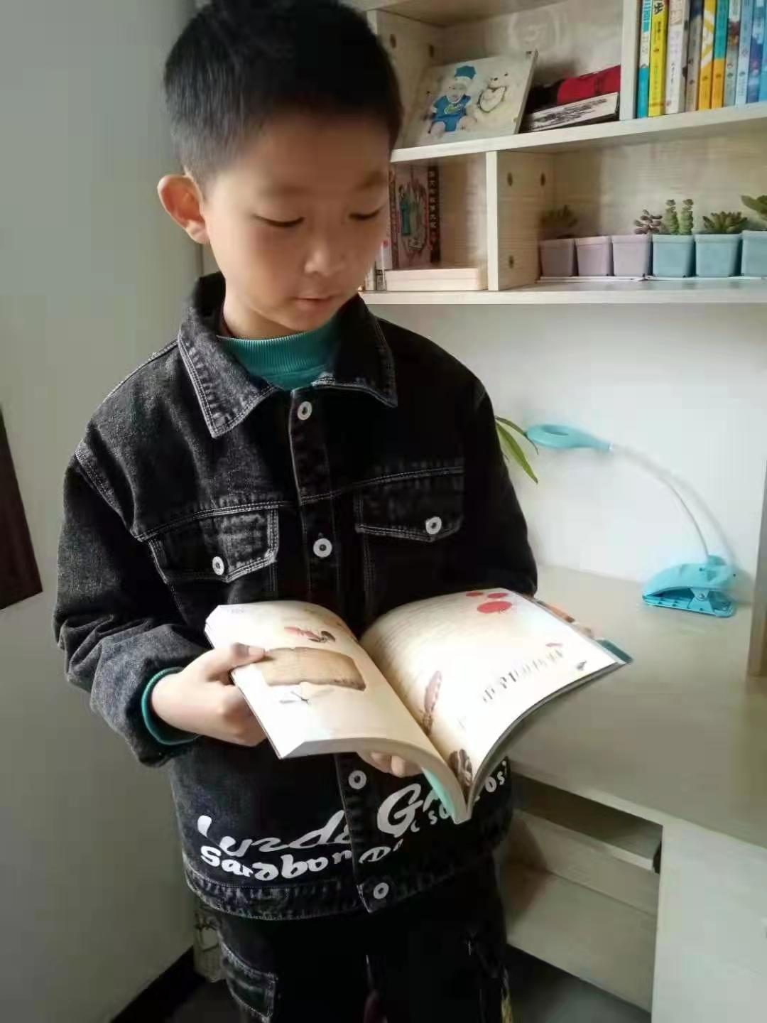 邹豪.png?v=1748376178372