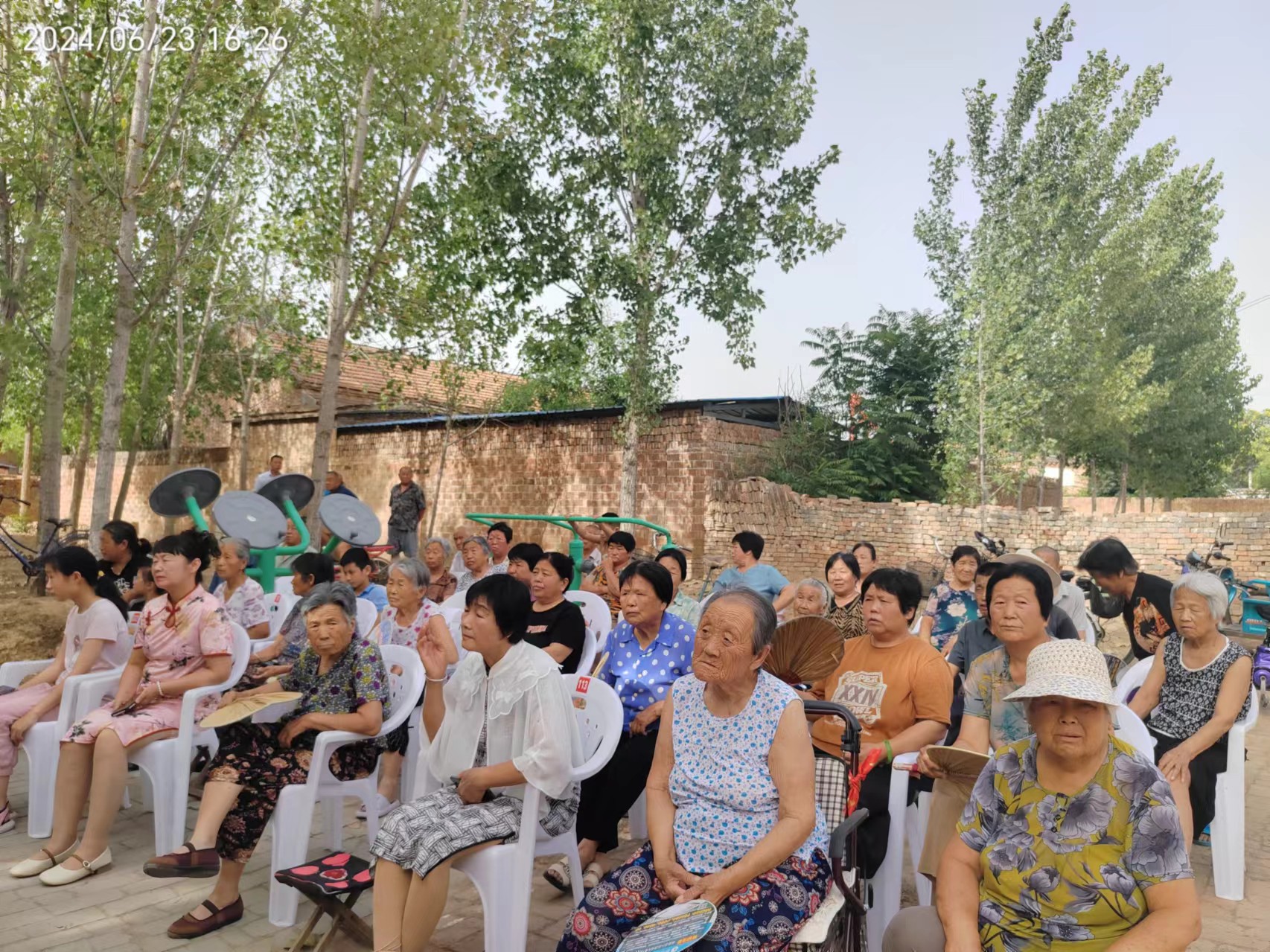 c1a27239e23ef947c7461a58b29bfdd.jpg
