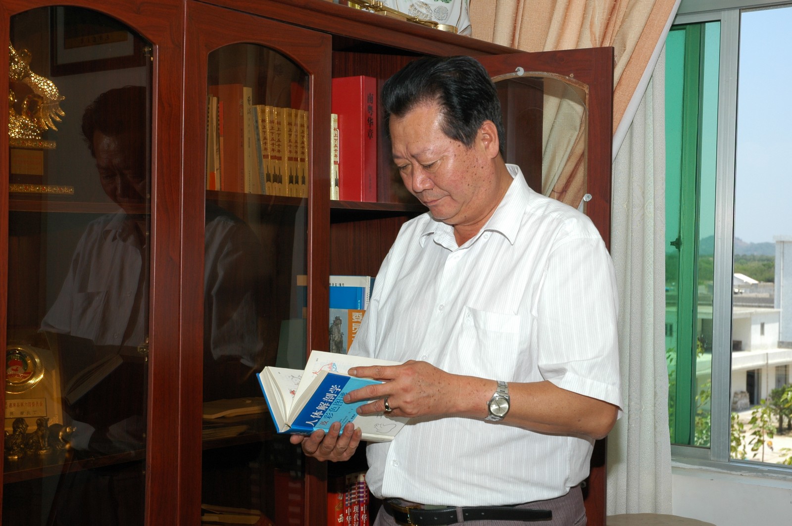 蔡氏中医正骨传承人蔡炎灯(林镇州摄) (4)