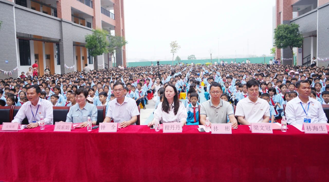 2 2.jpg?v=1765603823381