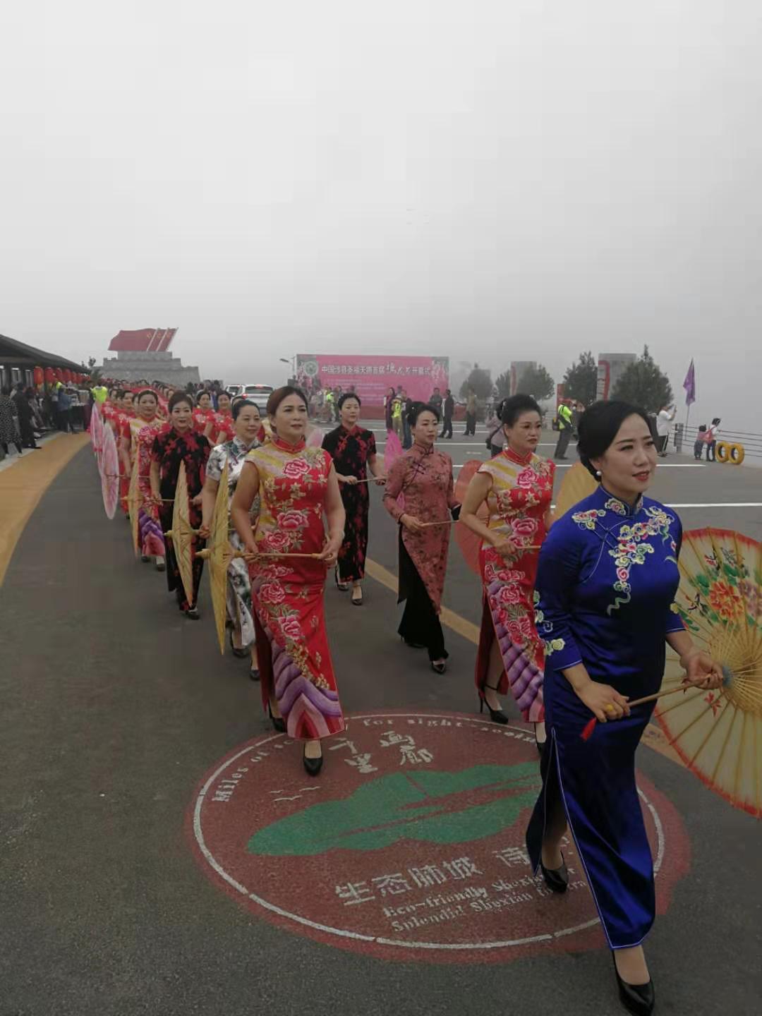 旗袍秀21 旗袍秀21.jpg