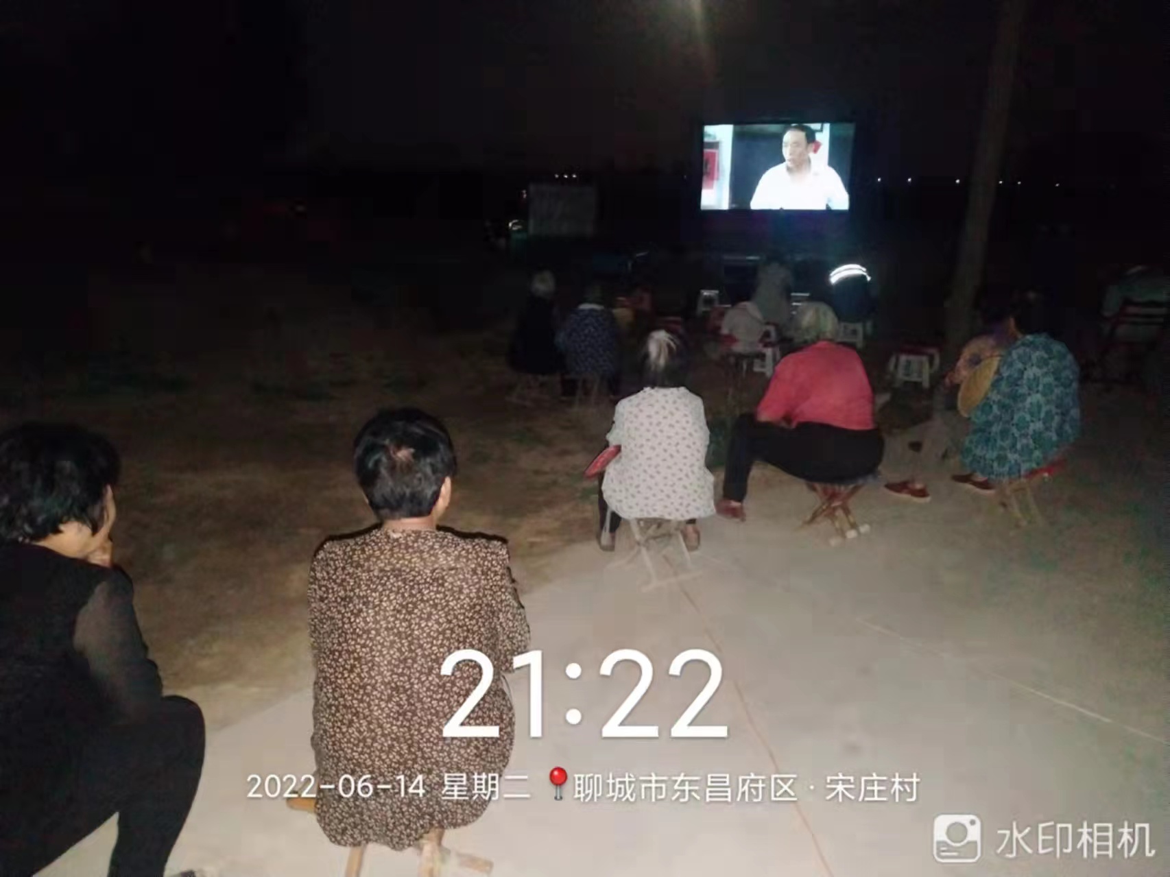 【度假区】农村公益电影放映走进李海务街道宋庄村