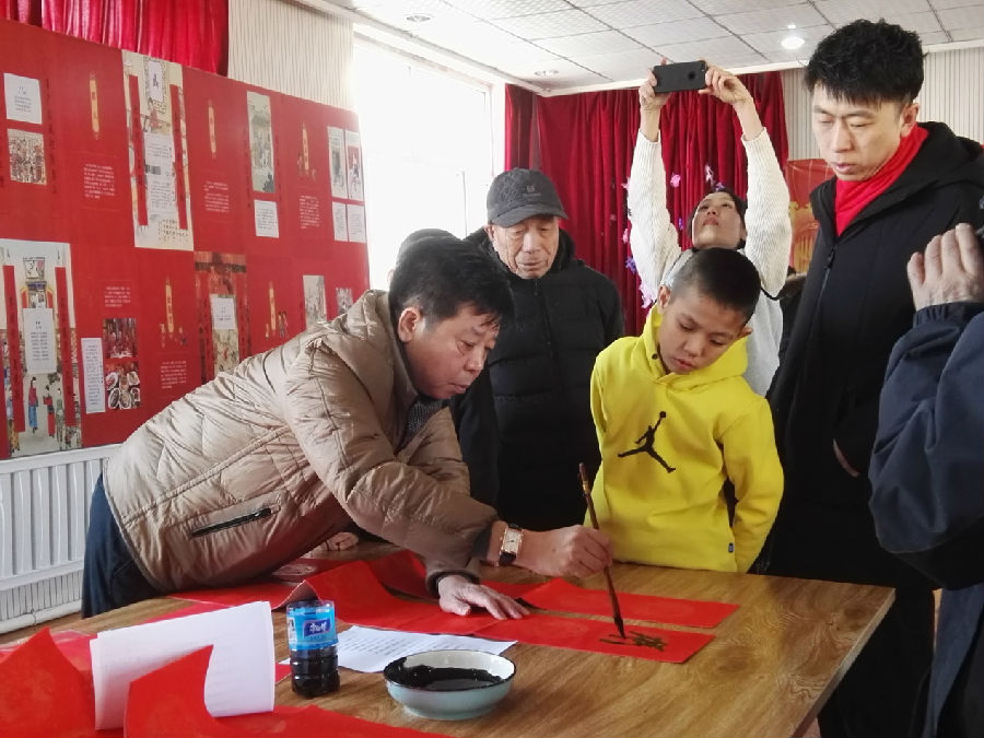 20180515165233_p860ktln4d