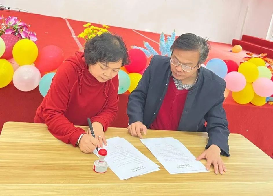 f558d1d300ed34ba62b32e615434c748 f558d1d300ed34ba62b32e615434c748