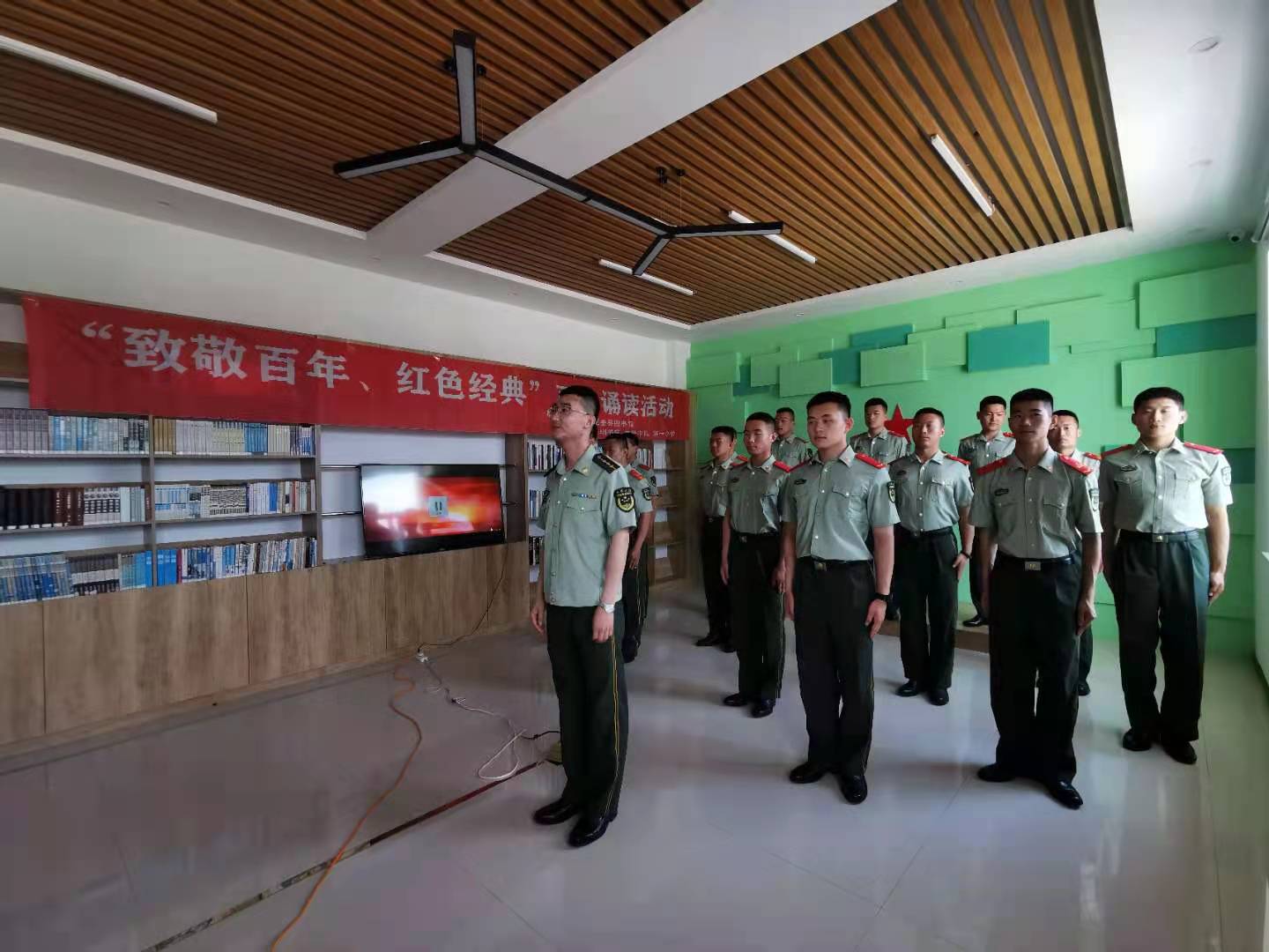 《青春中国》百人诵读5