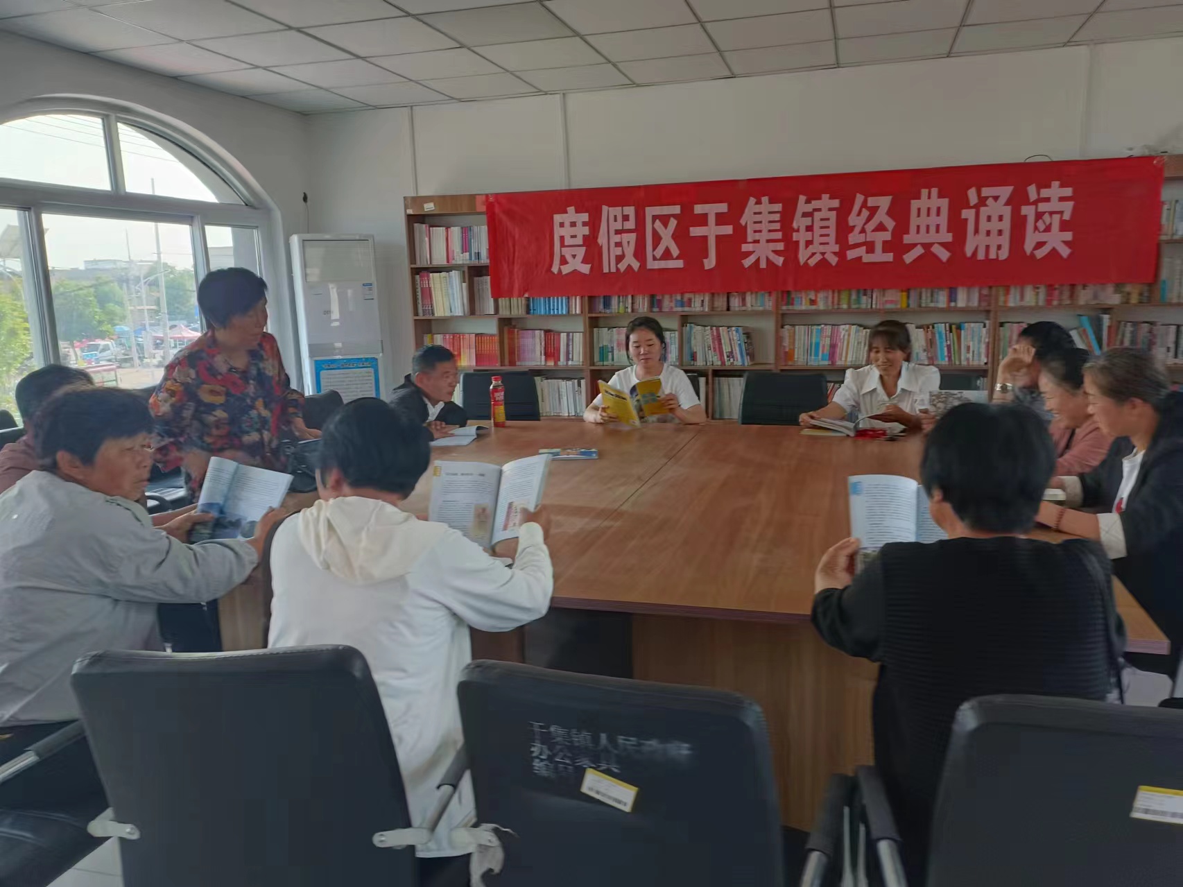 5.15经典诵读.jpg