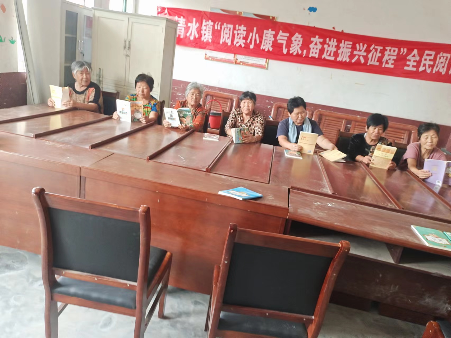 332674940bc0842af0674d31d1d9b0d 332674940bc0842af0674d31d1d9b0d.jpg