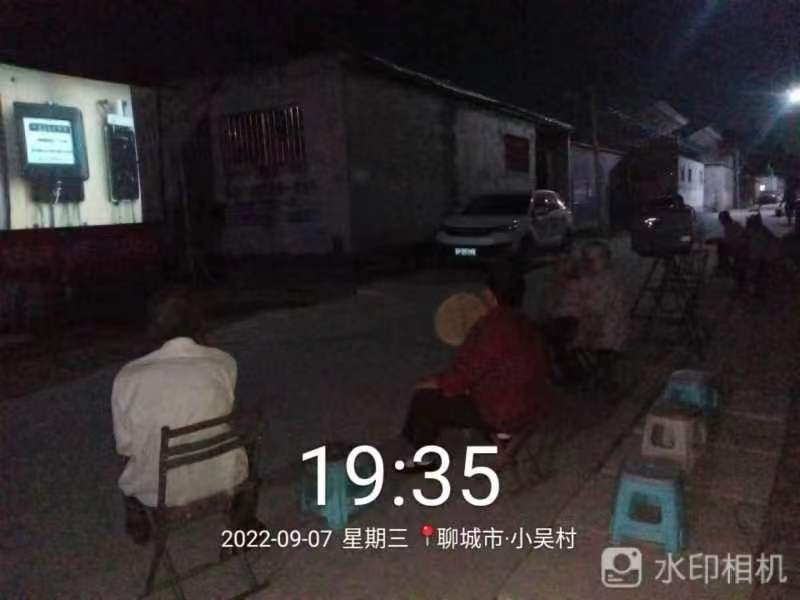 【度假区】度假区农村公益电影放映走进朱老庄镇小吴村