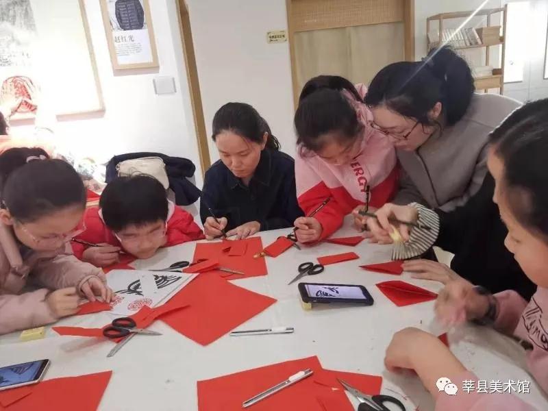 剪纸活动成功举办7