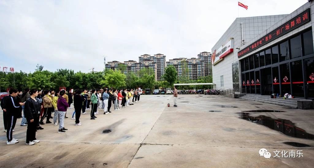 94fad8a955c6c32a3cf66bac2378f40f 94fad8a955c6c32a3cf66bac2378f40f.jpg