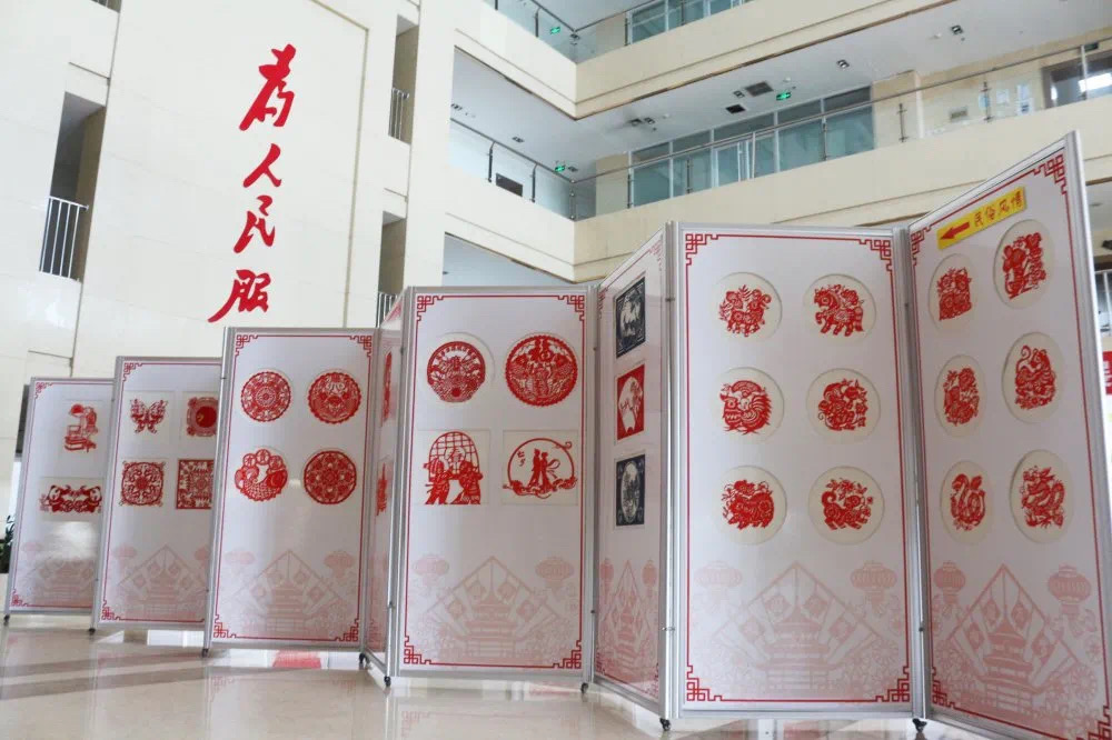 b2965bdbd93edd7323688c91d1f5dca