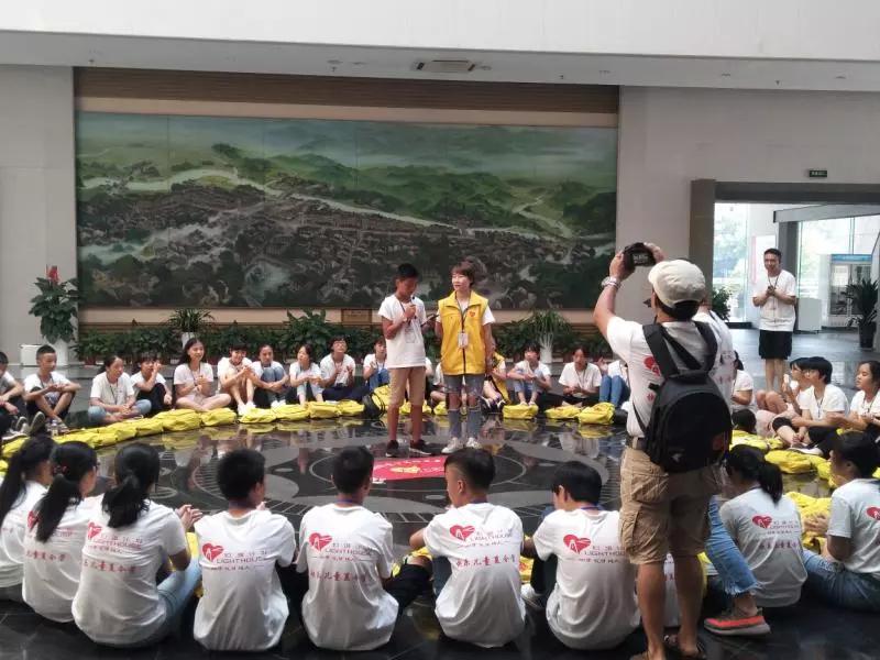 2018年7月17日灯塔计划快乐夏令营 大型活动、让学生加深了对萍乡历史文化的了解和认识 2018年7月17日灯塔计划快乐夏令营 大型活动、让学生加深了对萍乡历史文化的了解和认识.jpg