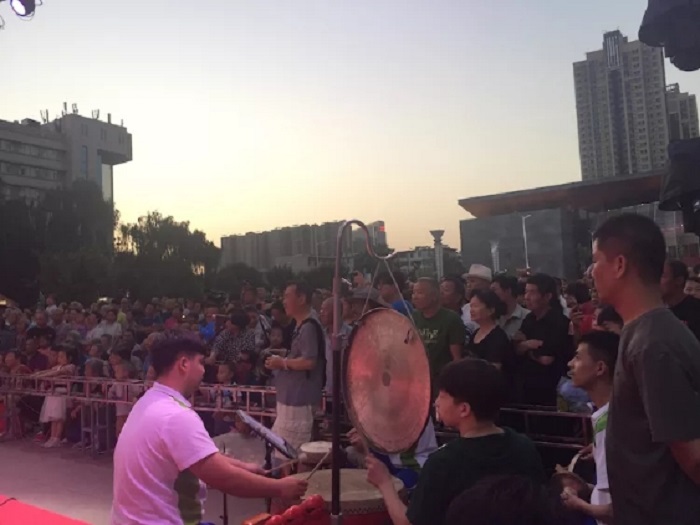 2081173333 2081173333.jpg