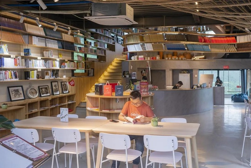 4 4.jpg?v=1765844857617