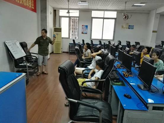 2017081853606449 2017081853606449.jpg?v=1764823106514