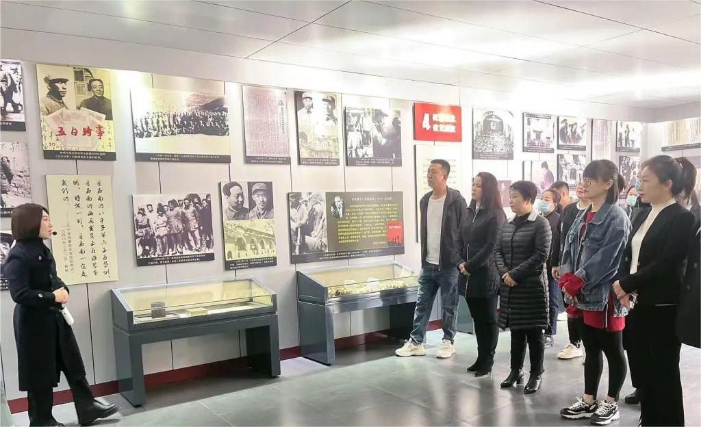 照片1 照片1.jpg?v=1764963655500