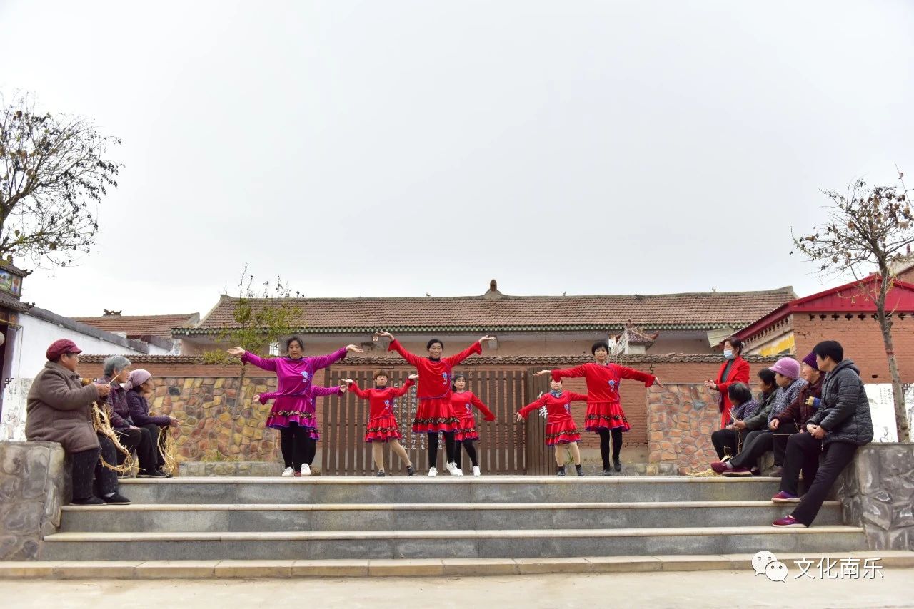 f1ee40978063996fa4f21c21164b75a7 f1ee40978063996fa4f21c21164b75a7.jpg