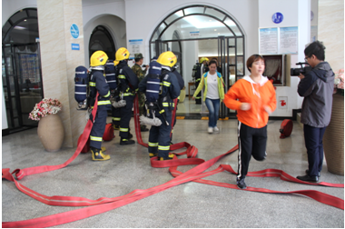 BR{FL7AWX}[97)N_415VJZS.png?v=1762762424304