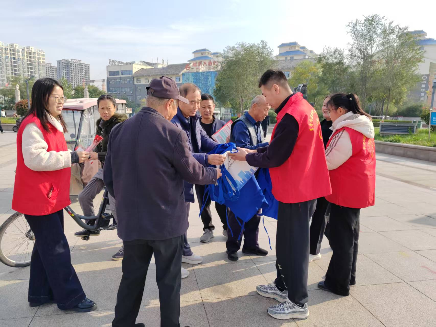 【莘县】东鲁街道学习见义勇为英雄 弘扬见义勇为精神