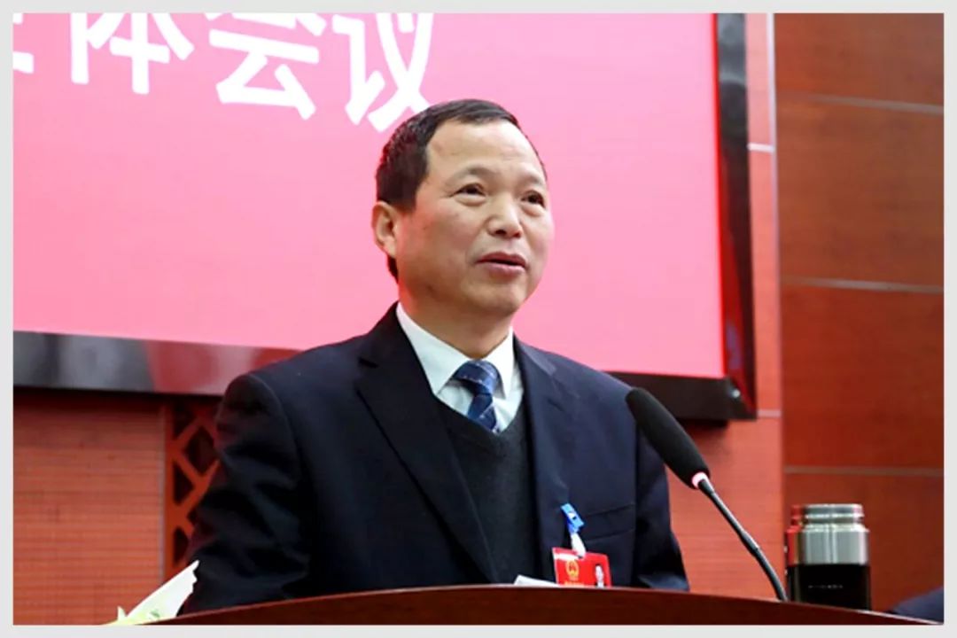 4 4.jpg?v=1765880040607