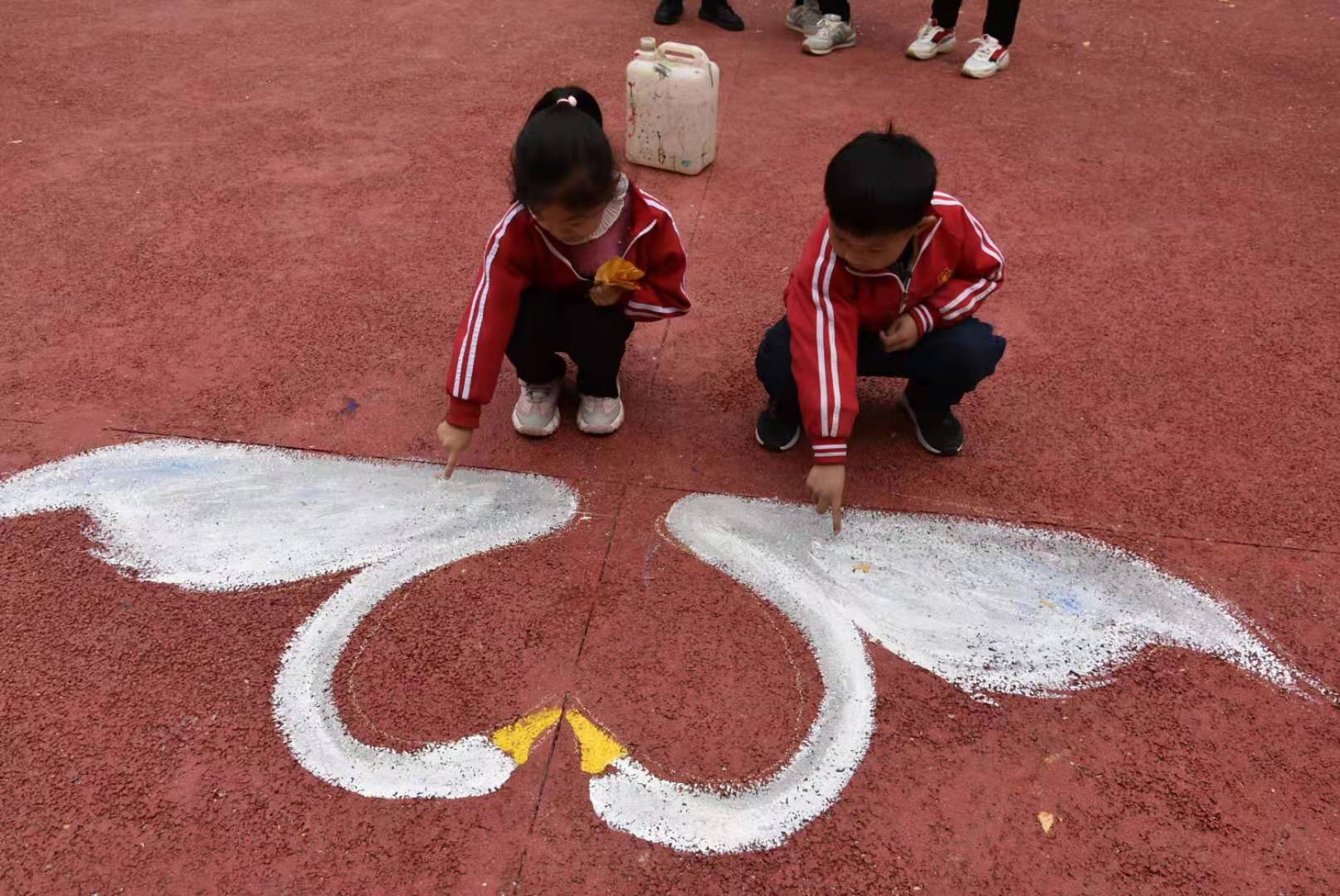 85d82d39f79a7a3c8a78e2bc65faf68