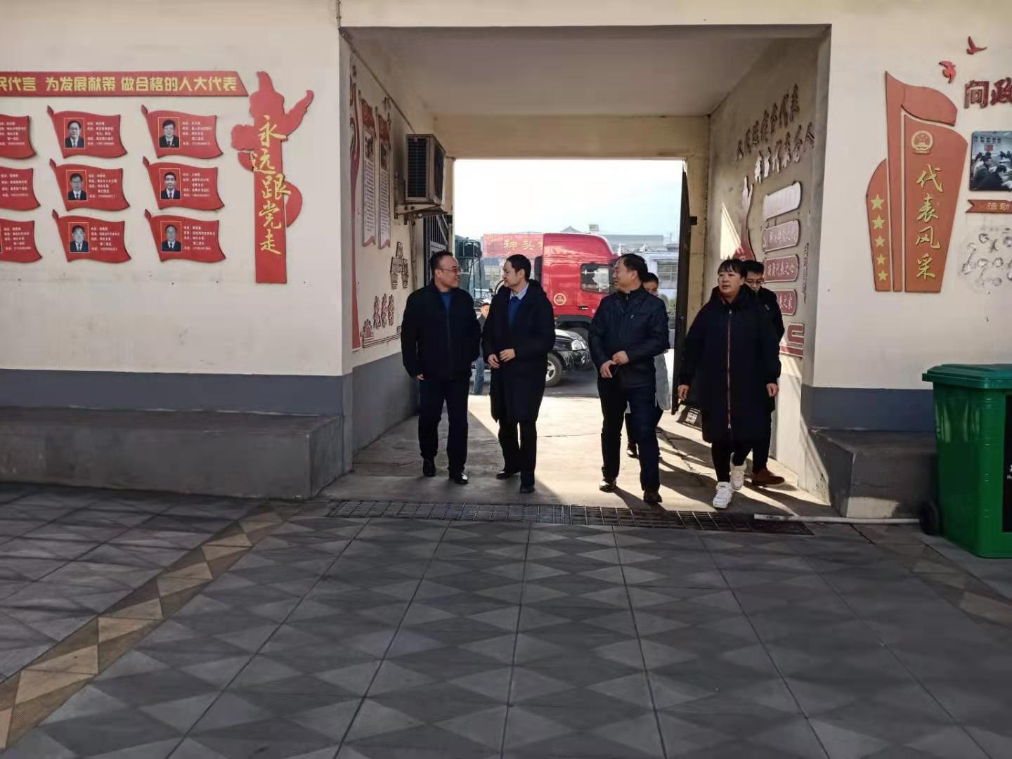 64679c9ef49e0bf90d5d5cbff385c2a