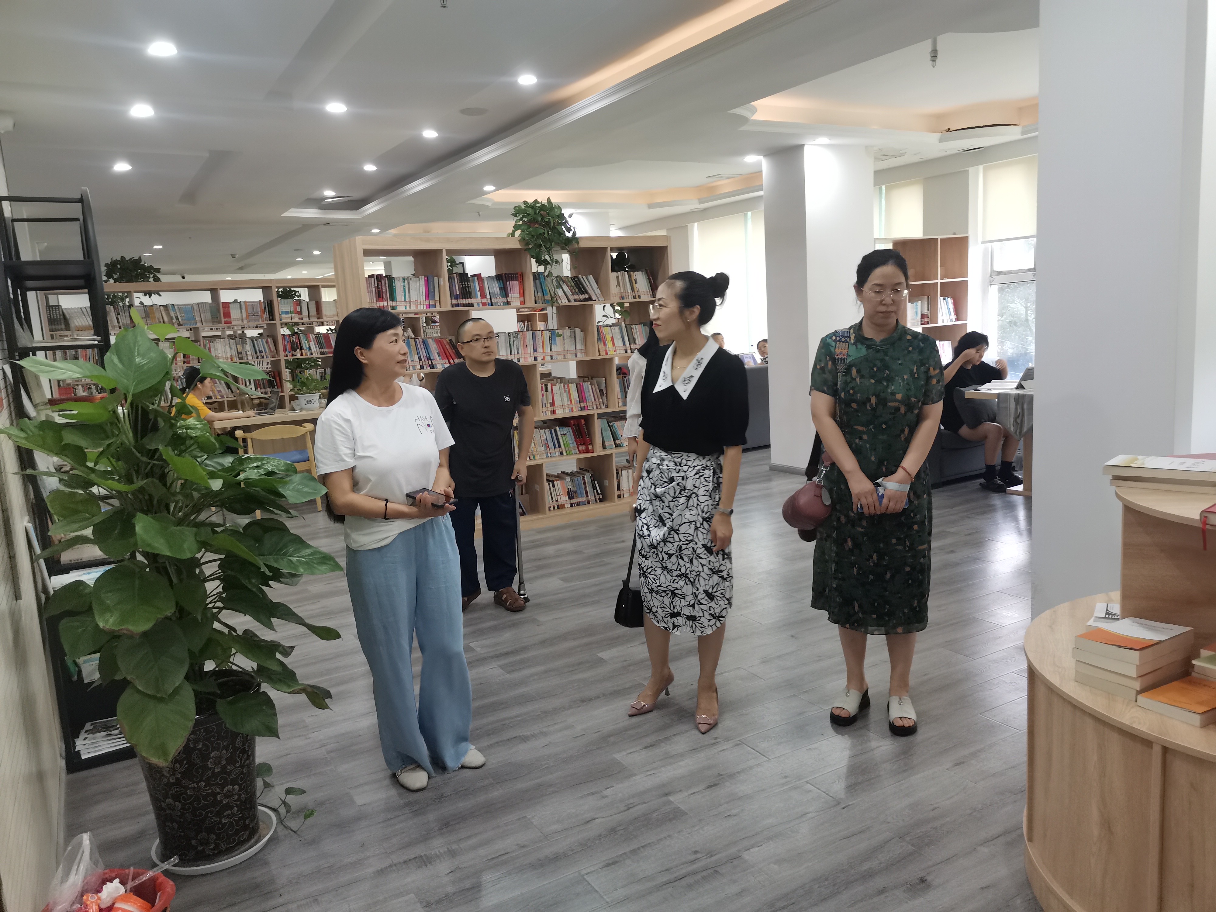 099dee226e539592a46f258f60ef7ca 099dee226e539592a46f258f60ef7ca.jpg?v=1762433194612