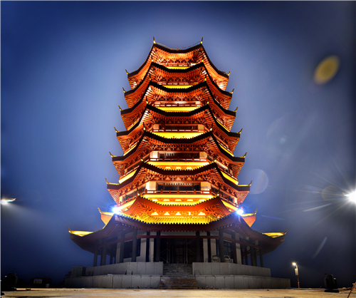 aa01--DSC_5728--屹立在大美湖南之心，新邵资江之畔的灵犀塔。.jpg