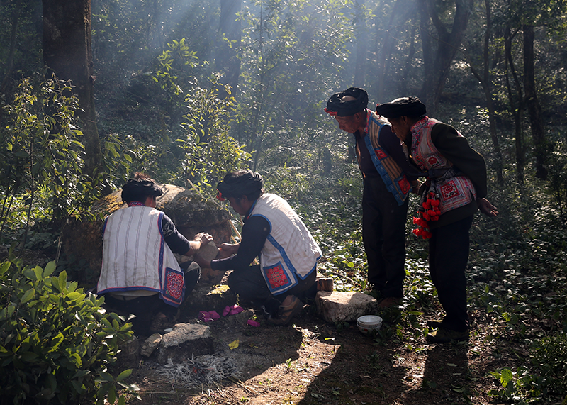 4图片四“封神石”