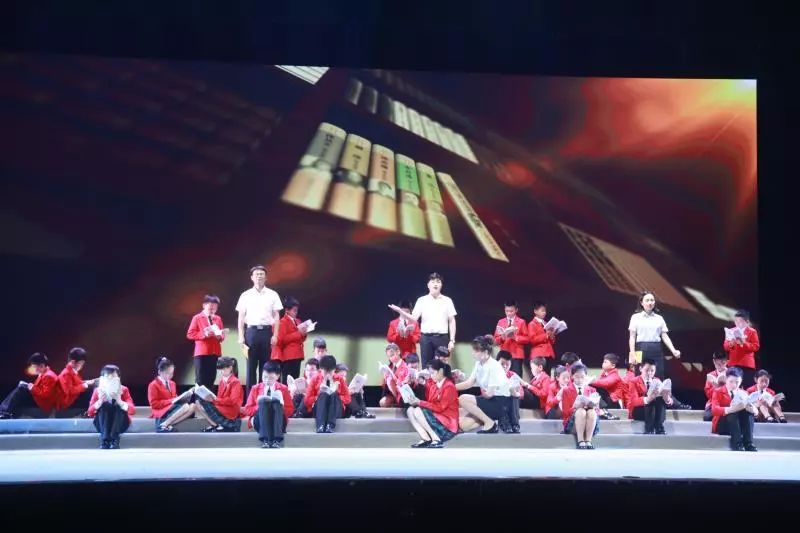 https://mmbiz.qpic.cn/mmbiz_jpg/fa1VpZ5aj8JPb1iccN7T45sEQjwtAk8icEmqPIg69uTV1yCubice7JzwFd2JMyYIPGiaAy7JU6r5GQGYaUXDaXxECg/640?wx_fmt=jpeg&wxfrom=5&wx_lazy=1&wx_co=1
