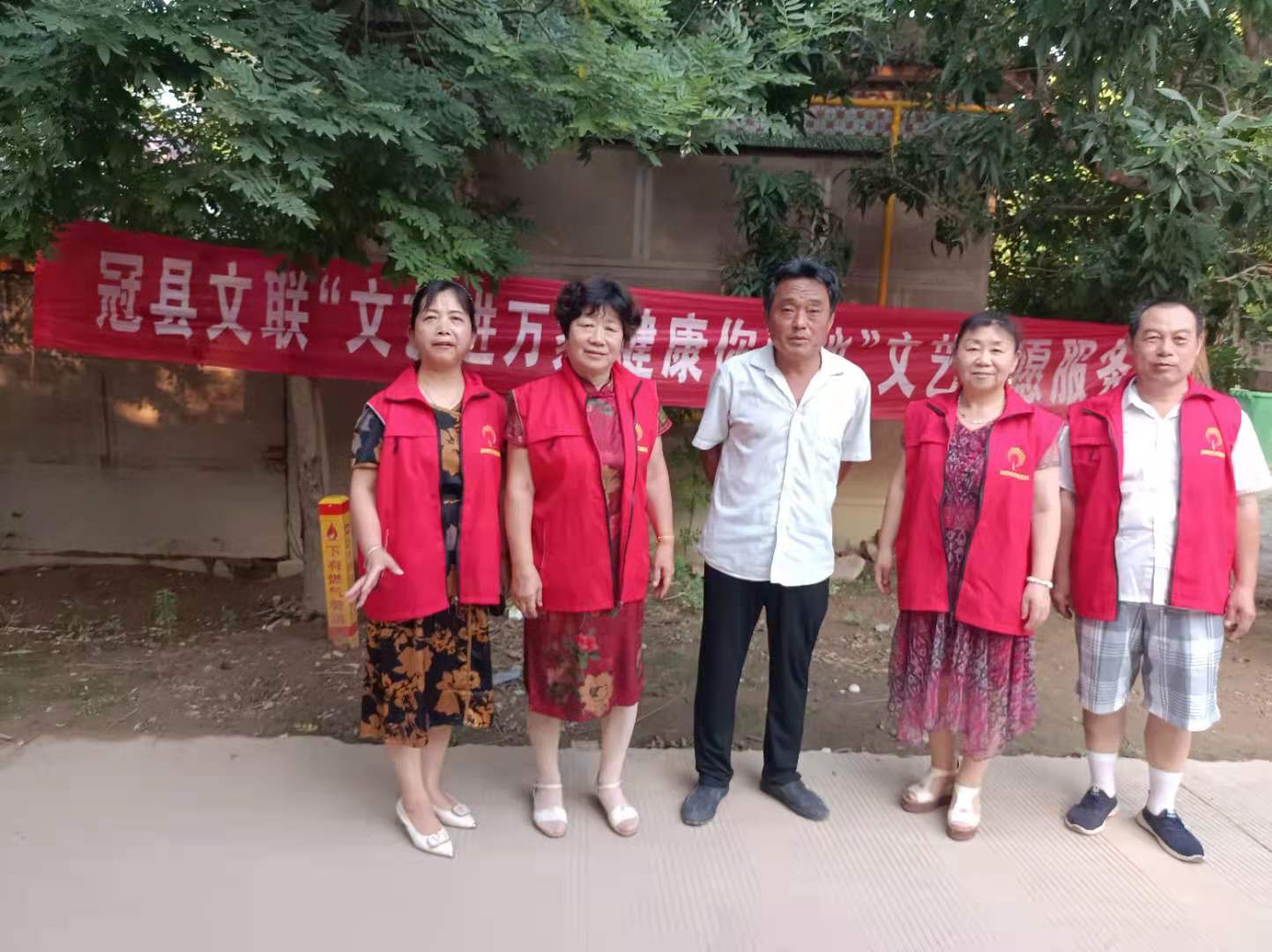 新时代文明实践“戏到农家”活动走进南盘前村