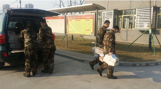 武警集体外借1.jpg?v=1765854268352