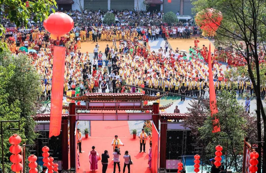 李畋崇拜习俗 李畋崇拜习俗.jpg