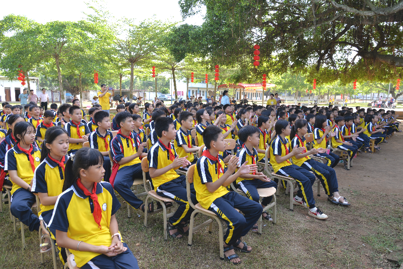 平湖小学2 平湖小学2.png?v=1765597840288