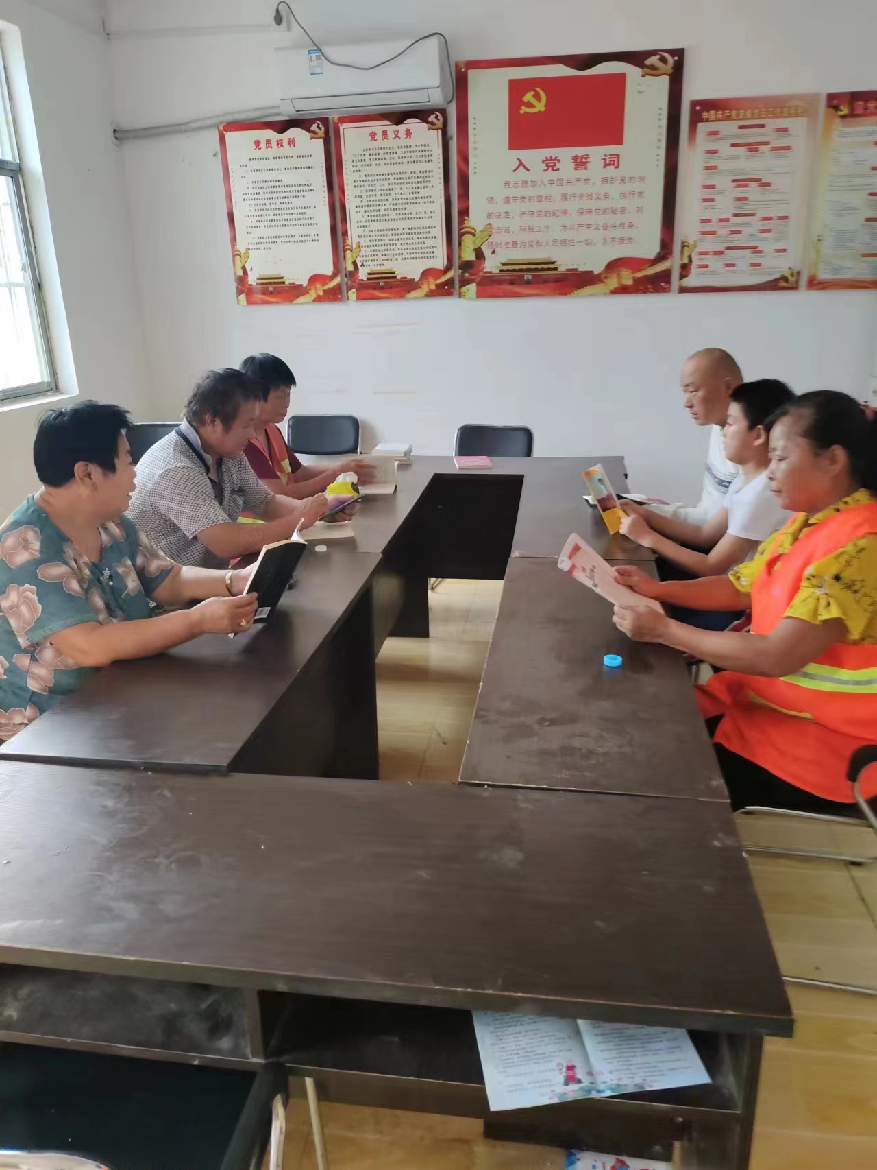 【冠县】范寨镇“阅读小康气象 奋进振兴征程”全民阅读