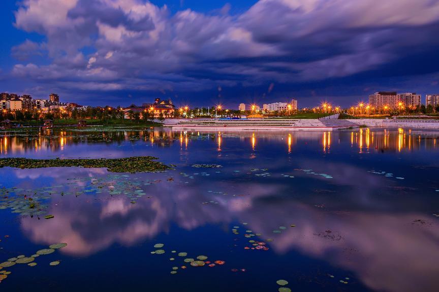 《荷塘夜色》潘清涛