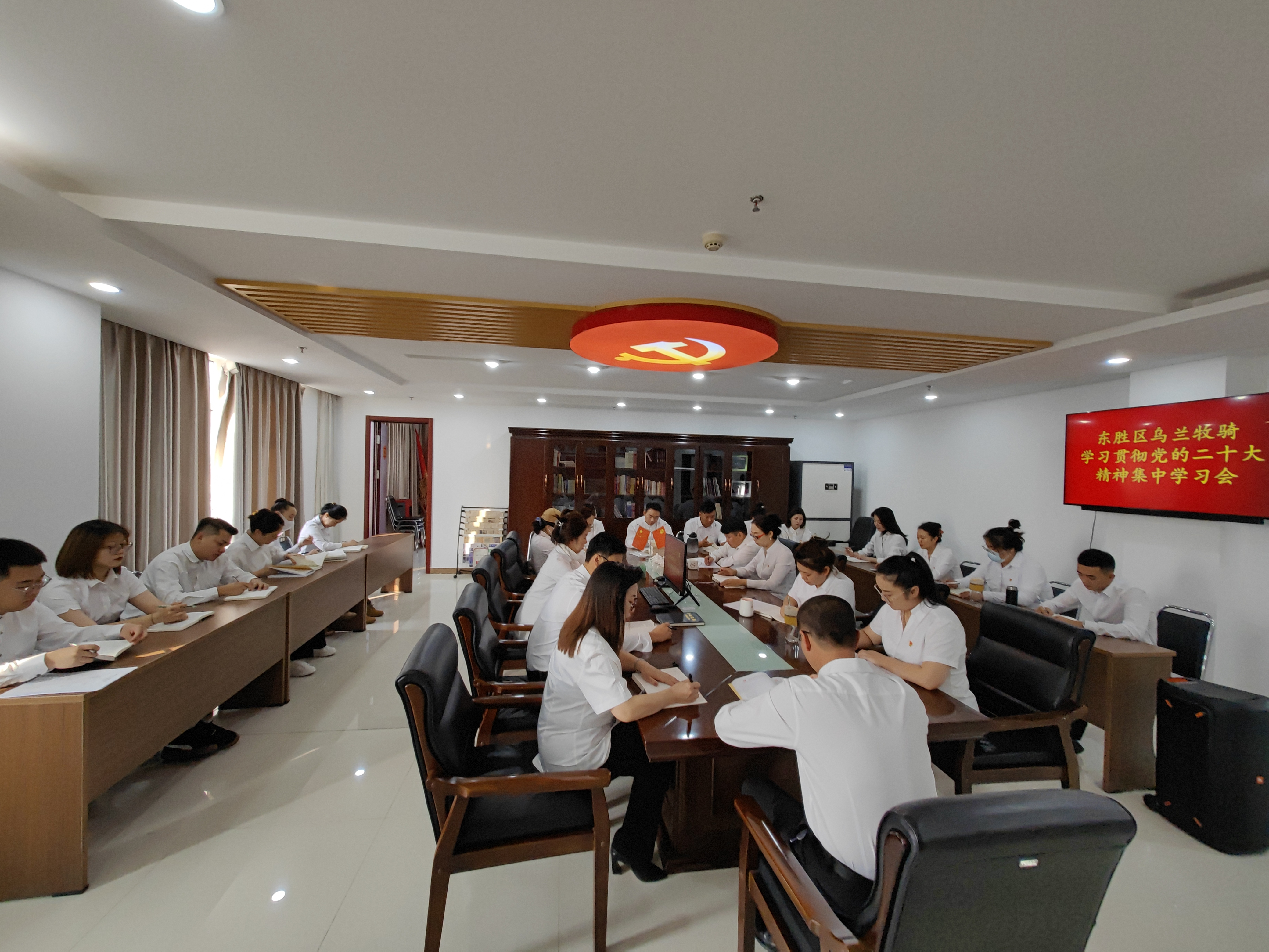 f4b3f3408a10d24f2302c134ca33340 f4b3f3408a10d24f2302c134ca33340.jpg