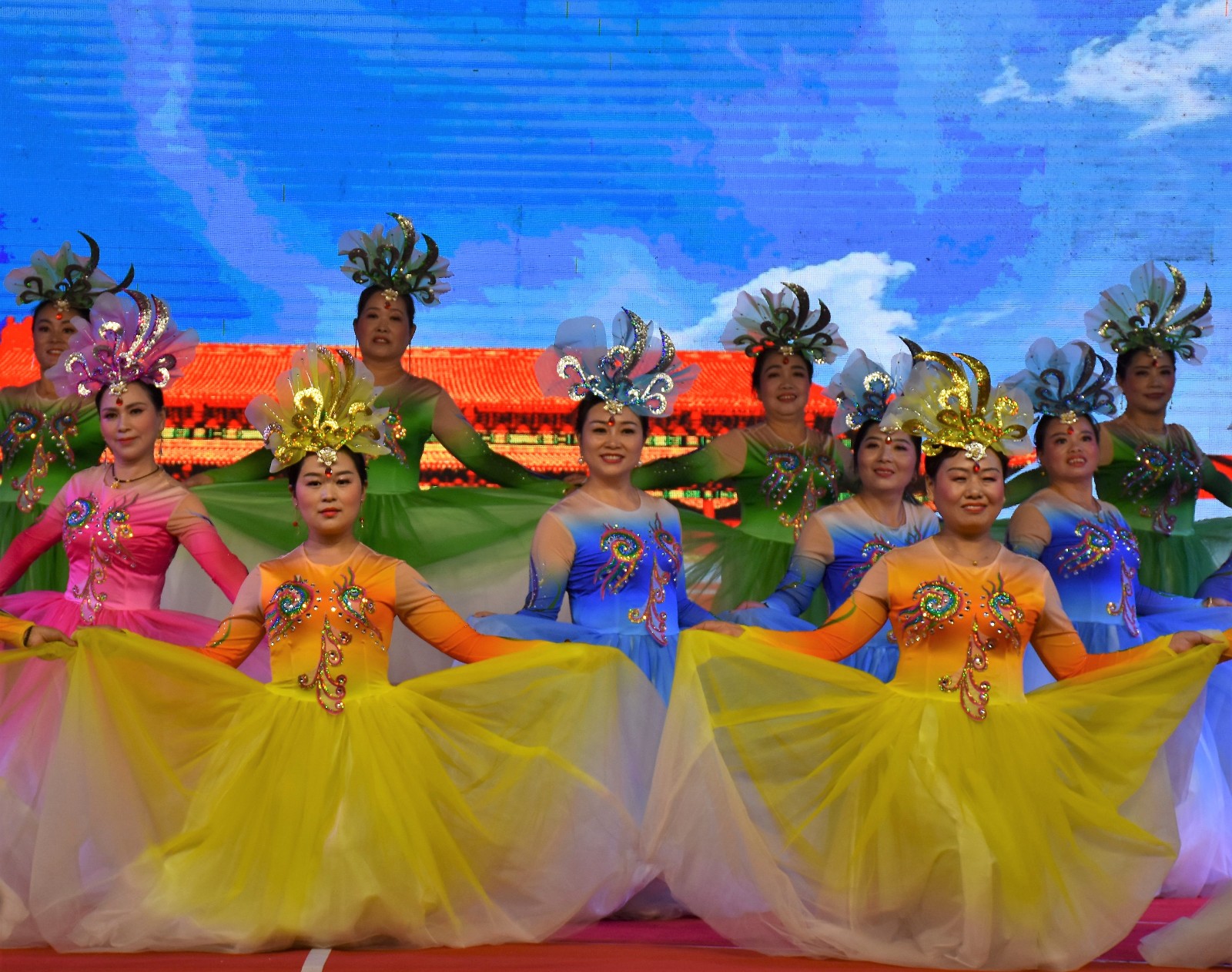 大河岸社区《我和我的祖国》..