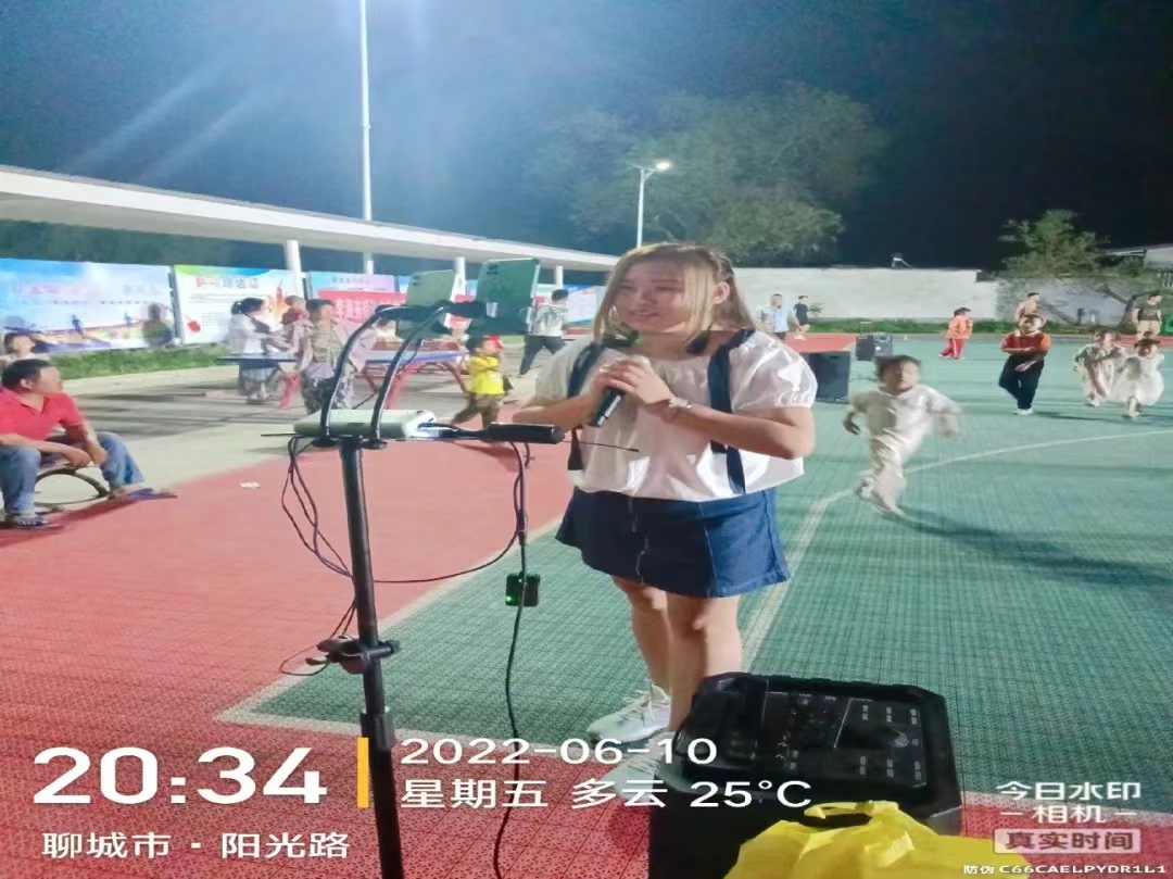 1074715269 1074715269.jpg