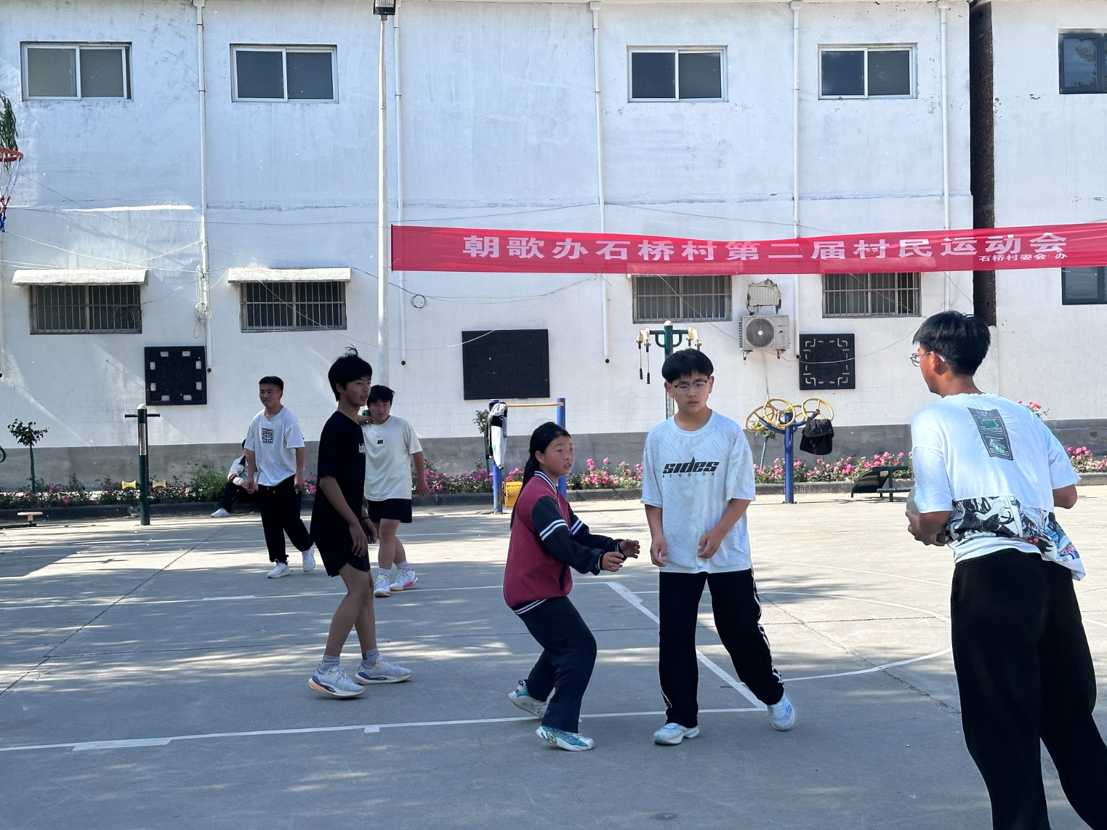 5月1日,朝歌街道石桥村开展第二届村民运动会