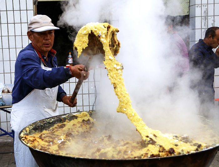 《拉糕》靳巧云