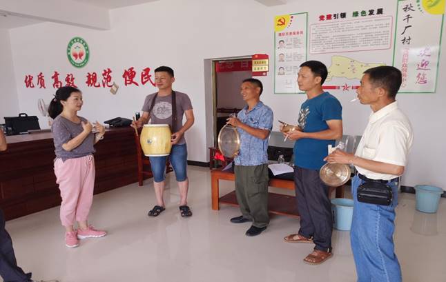 clip_image026 6月20 平湖秋千厂村文艺宣传队4