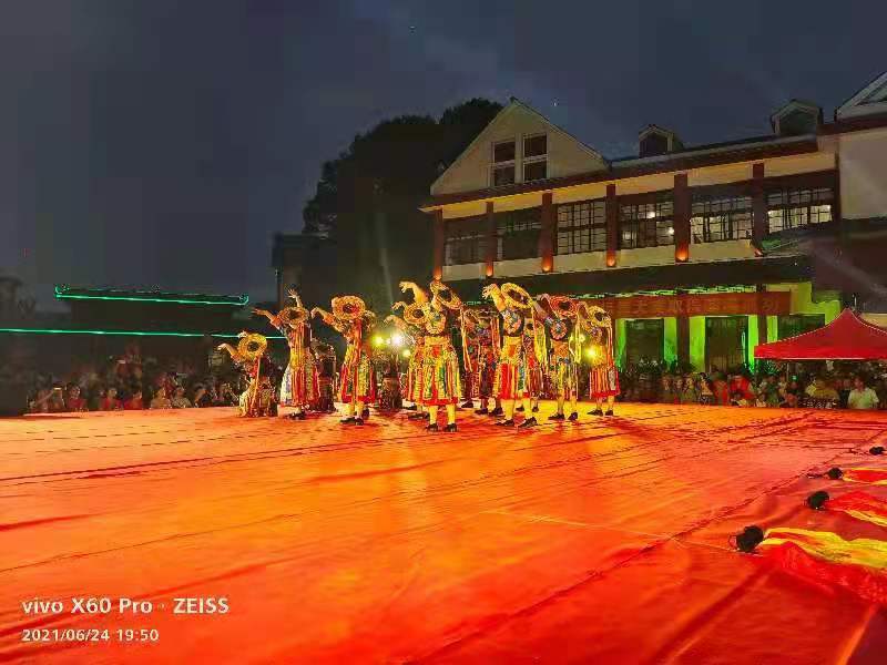 7efcf0e121b566936033645ed99cc2b.jpg